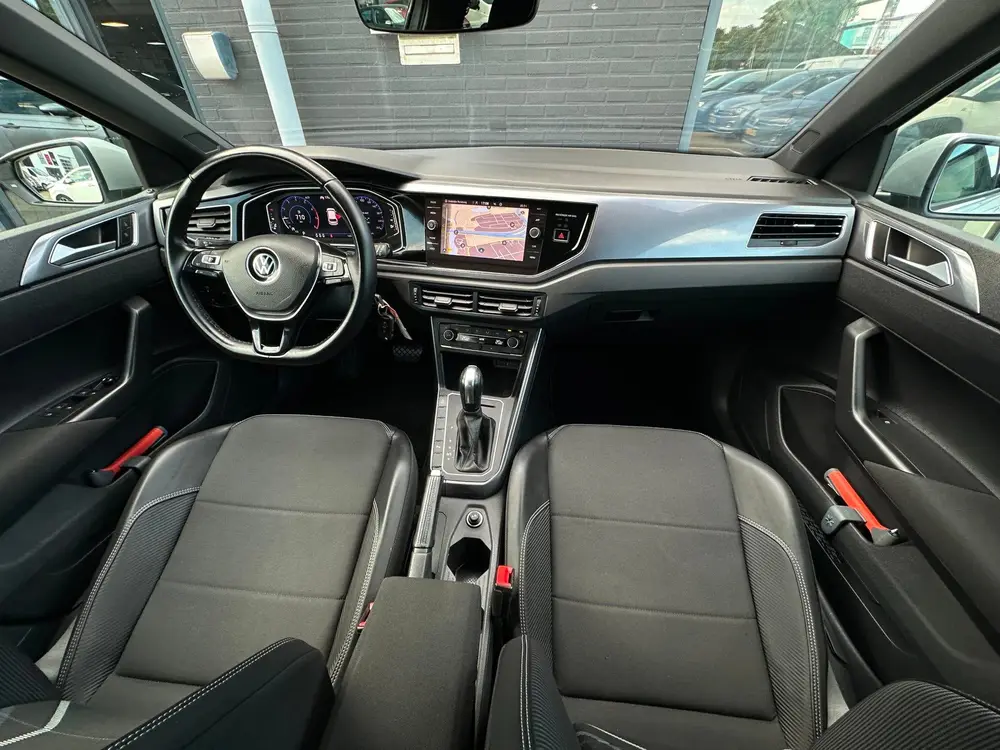 Volkswagen Polo 1.0 TSI Highline Business R-LINE/Digital Coc uit 2021, foto 2
