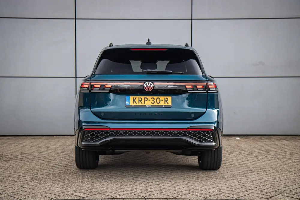 Volkswagen Tiguan 1.5 eHybrid 204pk R-Line Edition | Black S uit 2025, foto 14