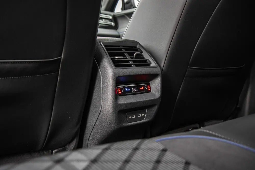 Volkswagen Tiguan 1.5 eHybrid 204pk R-Line Edition | Black S uit 2025, foto 18