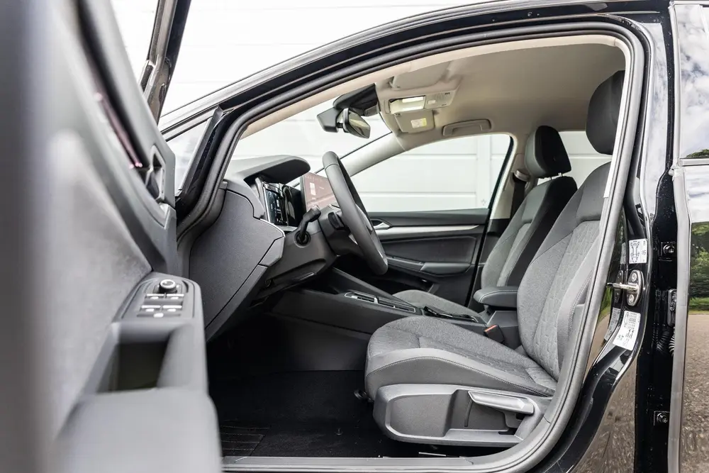 Volkswagen Golf 1.5 eHybrid 204pk Life Edition | Trekhaak We uit 2026, foto 14