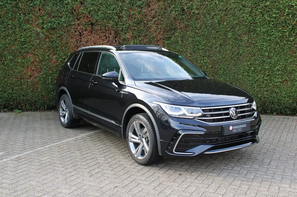 Volkswagen Tiguan Allspace 1.5 TSI R-Line Business+ 7p. pano uit 2022, foto 2