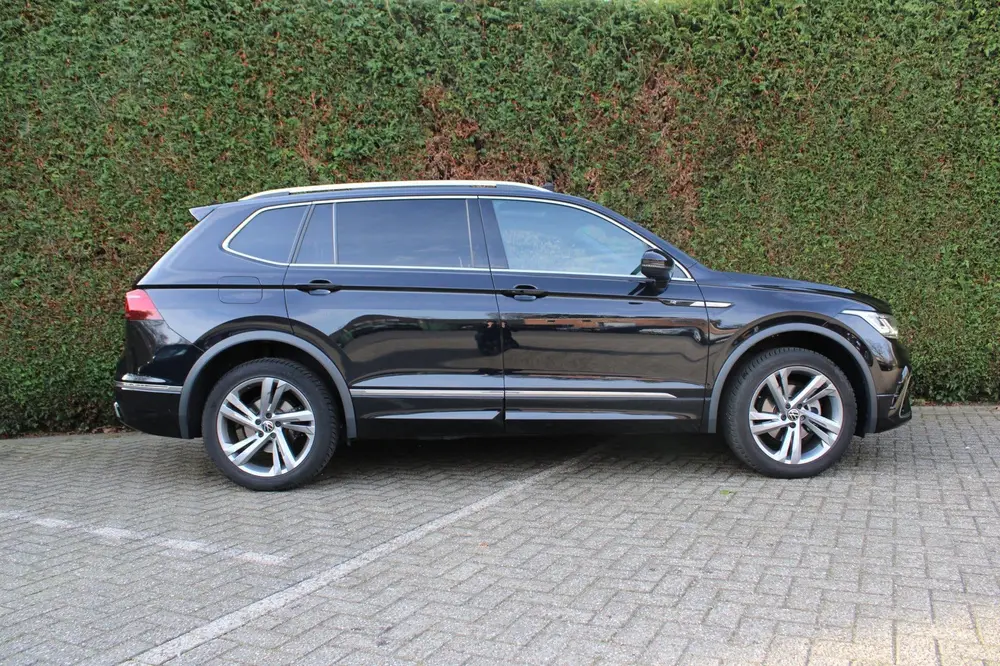 Volkswagen Tiguan Allspace 1.5 TSI R-Line Business+ 7p. pano uit 2022, foto 7