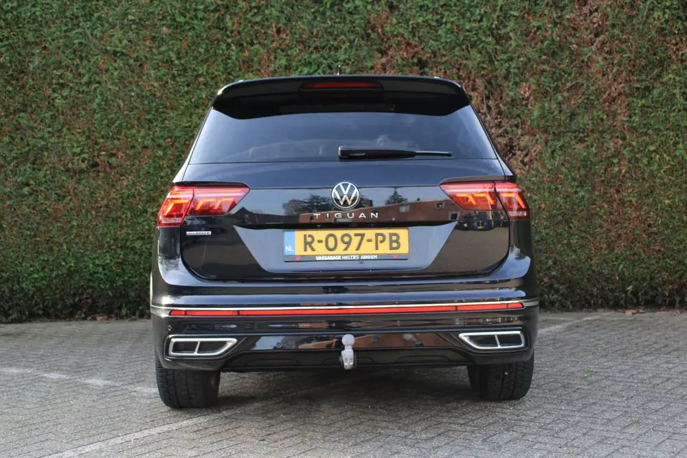 Volkswagen Tiguan Allspace 1.5 TSI R-Line Business+ 7p. pano uit 2022, foto 9