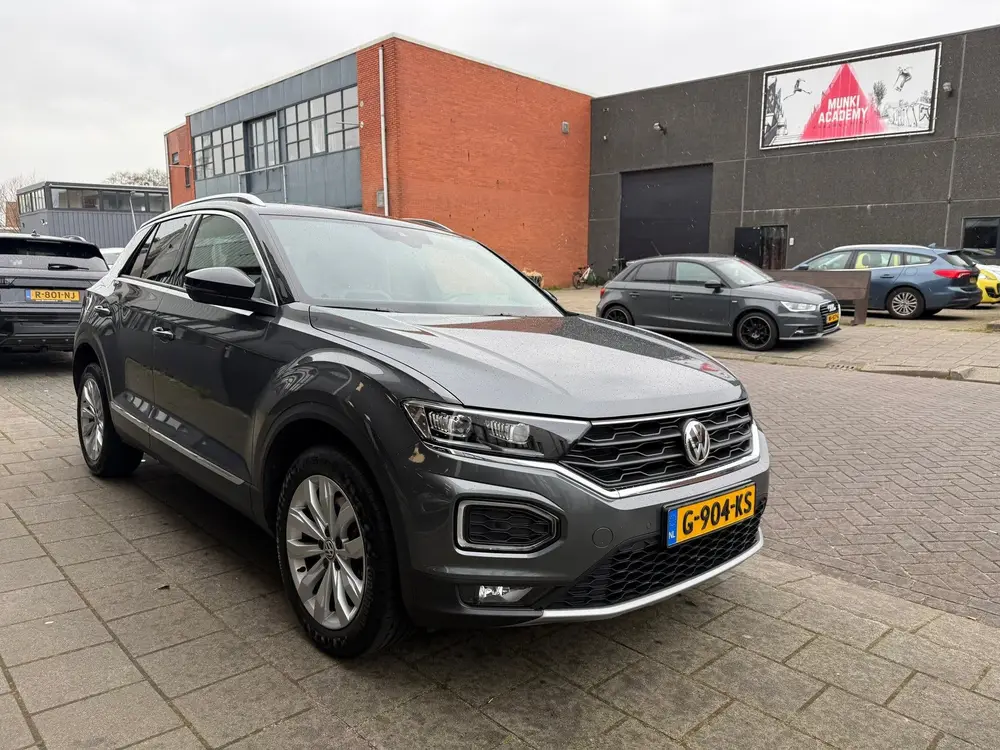 Volkswagen T-Roc 1.5 TSI Sport uit 2019, foto 11