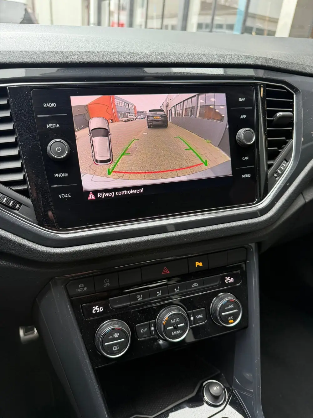 Volkswagen T-Roc 1.5 TSI Sport uit 2019, foto 13