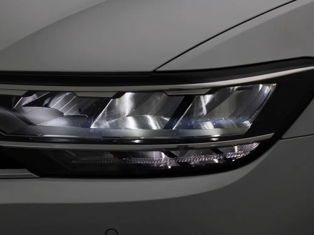 Volkswagen Passat Variant 2.0 TDI Business | TREKHAAK | ADAP uit 2022, foto 15