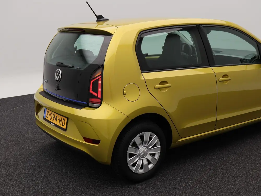 Volkswagen E-Up! e-up! | Stoelverwarming | Climatronic | DAB uit 2021, foto 16