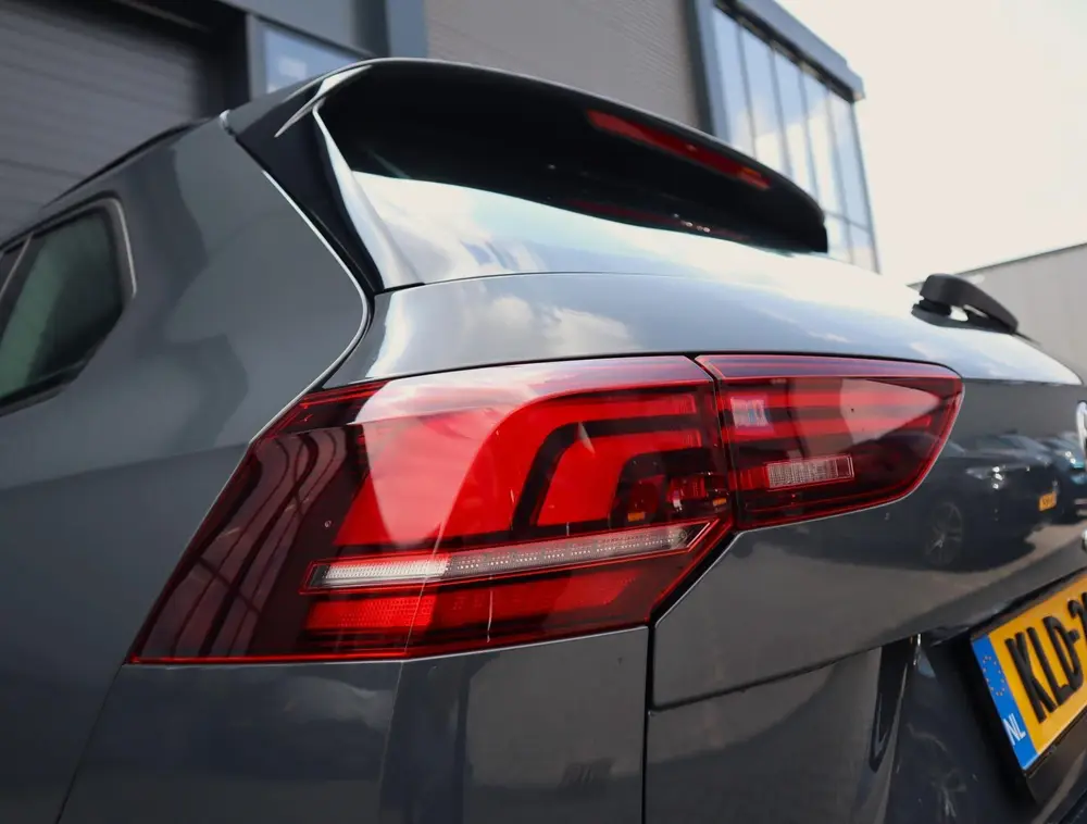 Volkswagen Golf Variant 1.5 eTSI Life Edition | Trekhaak | B uit 2025, foto 8