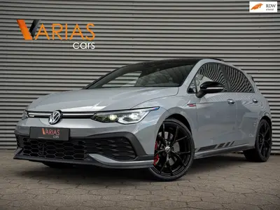 Volkswagen Golf 2.0 TSI GTI CLUBSPORT Akra Pano 27-2-2028 GA uit 2023
