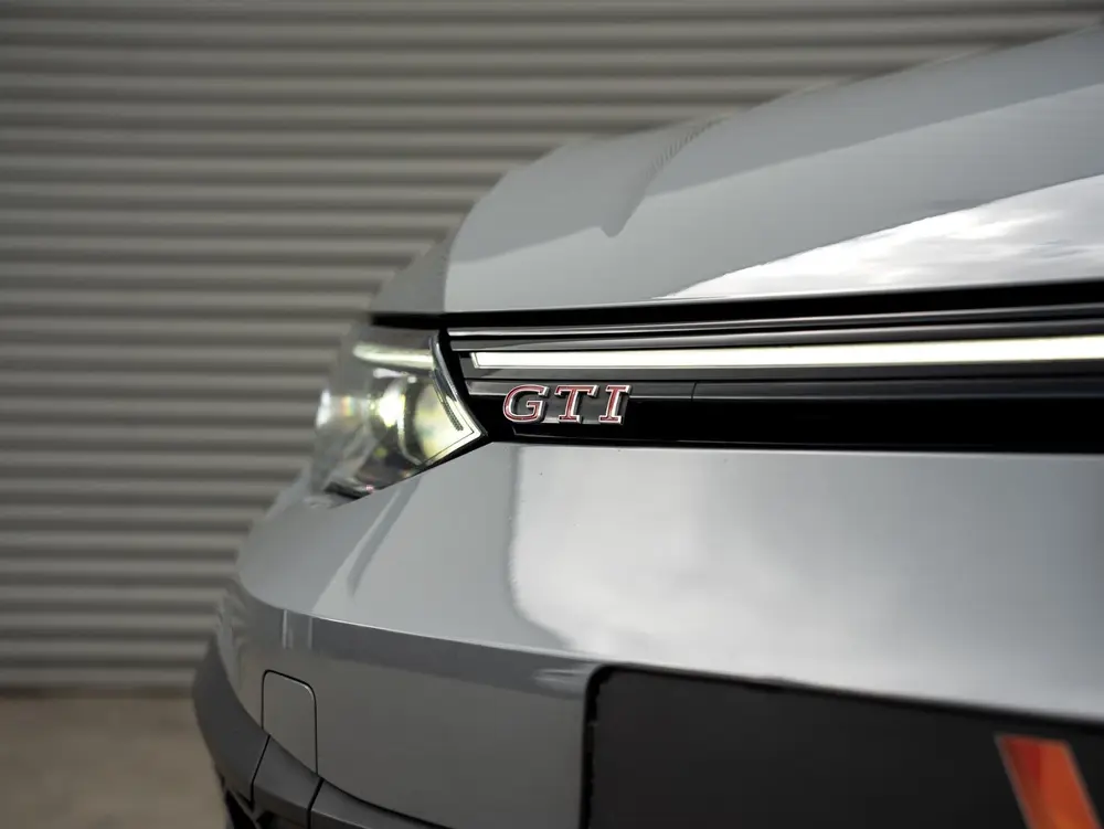 Volkswagen Golf 2.0 TSI GTI CLUBSPORT Akra Pano 27-2-2028 GA uit 2023, foto 4