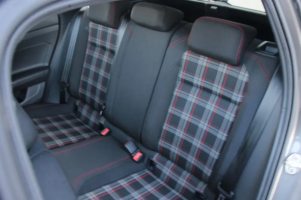 Volkswagen Polo 2.0 TSI GTI Pano ACC Keyless Beats Virtual D uit 2019, foto 10