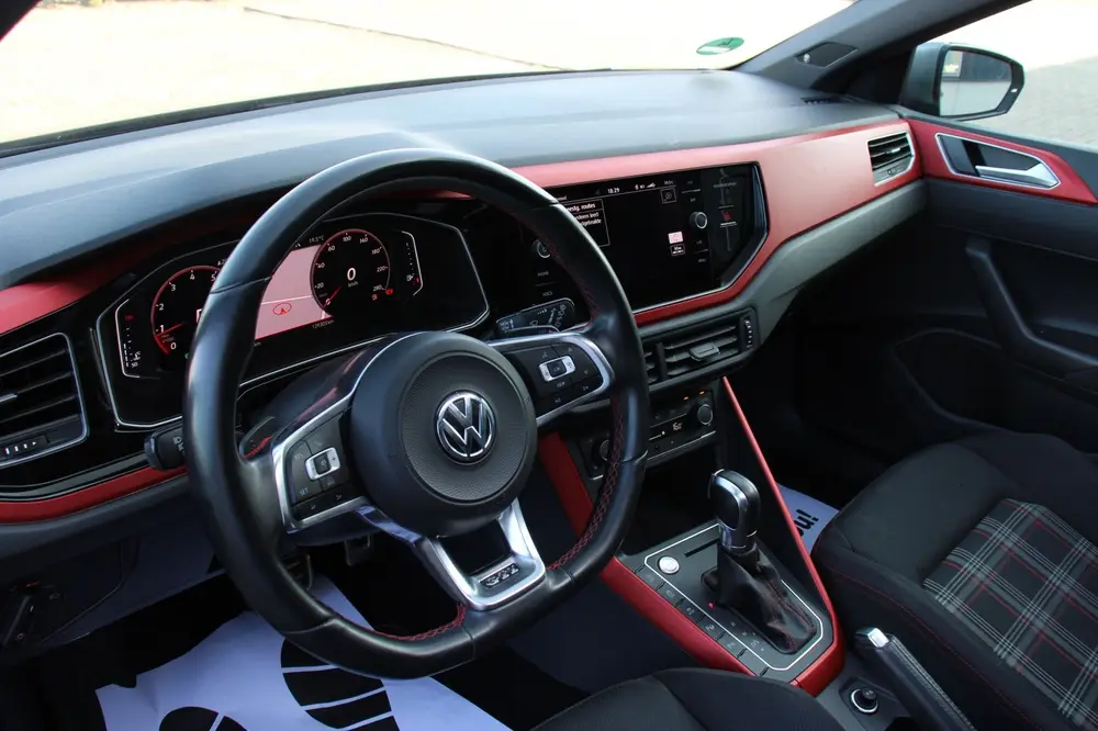 Volkswagen Polo 2.0 TSI GTI Pano ACC Keyless Beats Virtual D uit 2019, foto 2