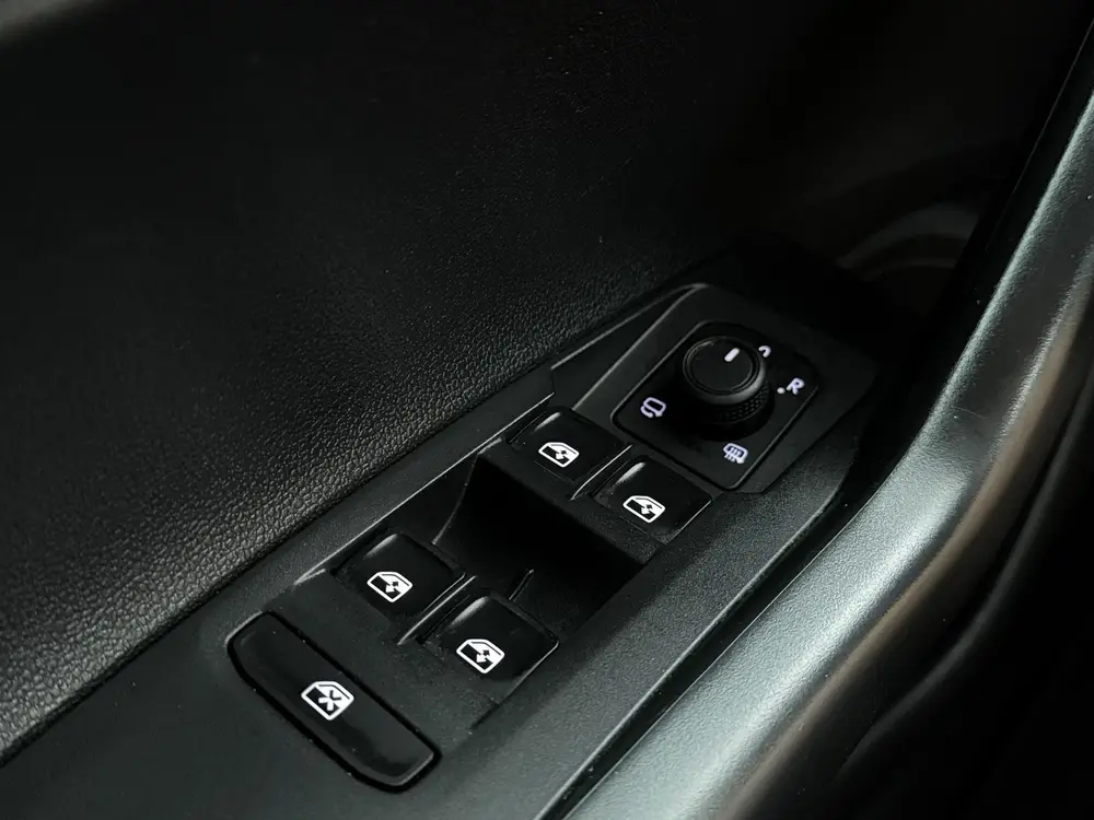 Volkswagen Polo 1.0 TSI Life | 95 PK | Adaptive Cruise Contr uit 2022, foto 12
