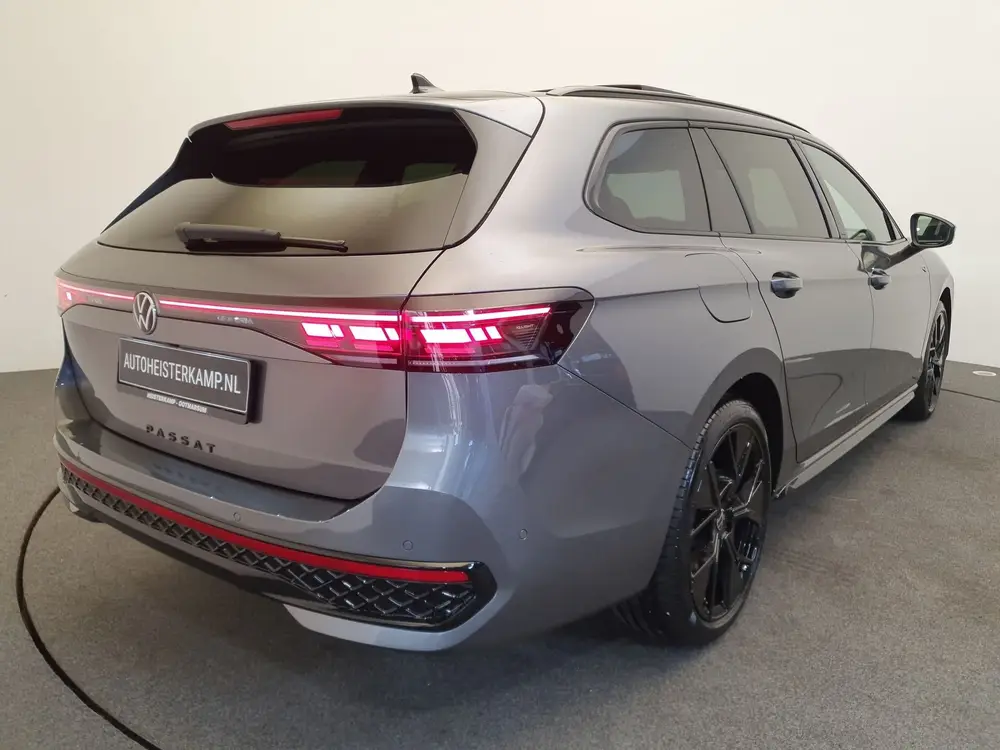 Volkswagen Passat Variant 1.5 eHybrid 272pk DSG/AUT R-Line W uit 2025, foto 7