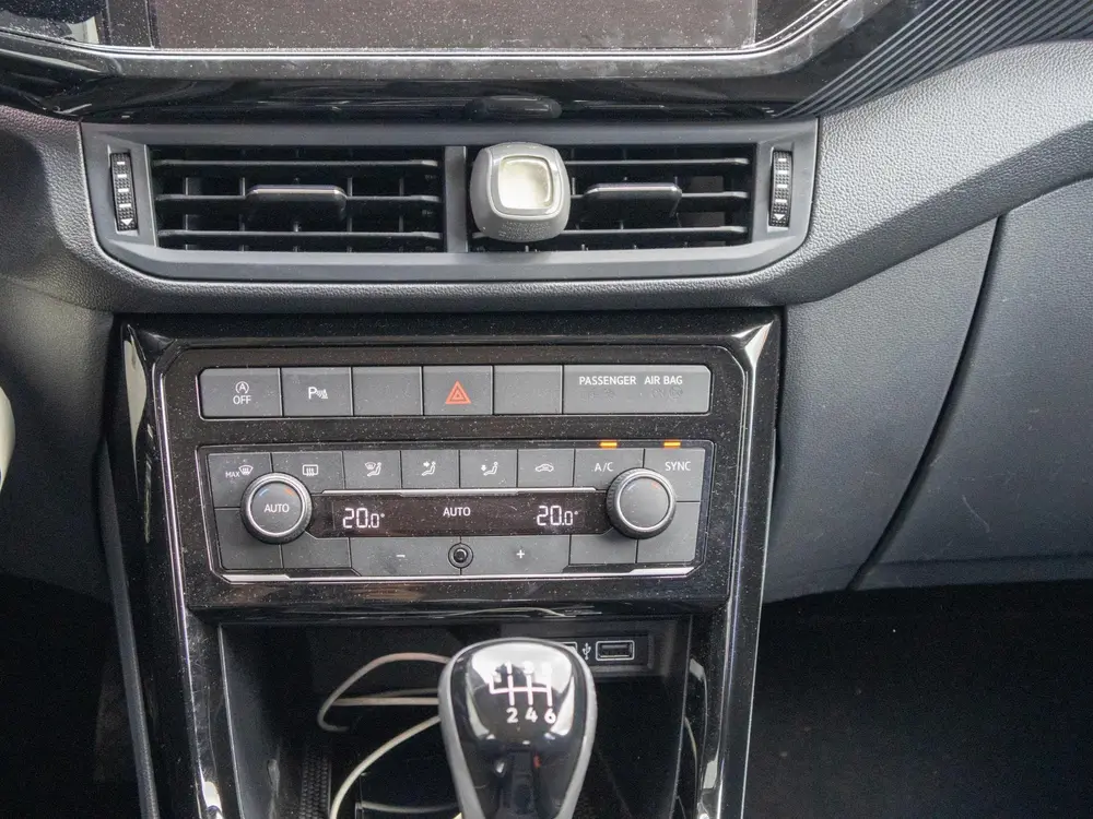 Volkswagen T-Cross 1.0 TSI Style ACC Clima LED uit 2020, foto 12