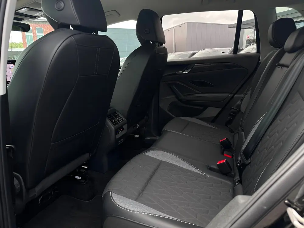 Volkswagen Tiguan 1.5 eTSI DSG|360° Camera|Elektrische Trek uit 2025, foto 4