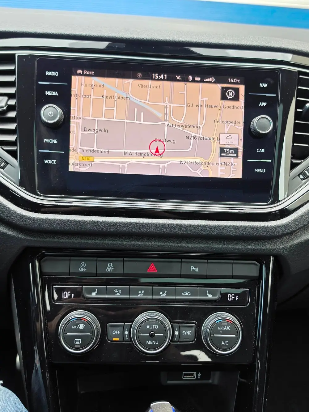 Volkswagen T-ROC 2.0 TSI 4Motion R PANO/DIGITAL DASH/STOEL V uit 2020, foto 19