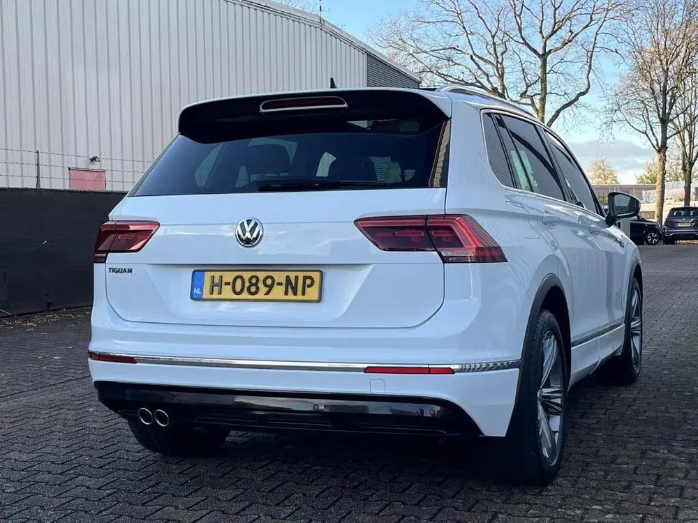Volkswagen Tiguan 1.5 TSI Highline Business R | Panorama Dak uit 2020, foto 10