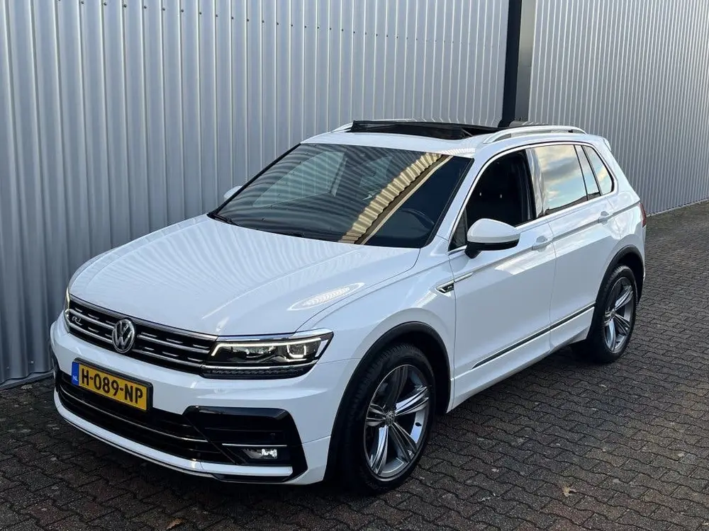 Volkswagen Tiguan 1.5 TSI Highline Business R | Panorama Dak uit 2020, foto 5