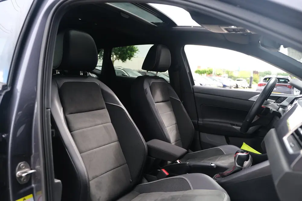 Volkswagen Polo 2.0 TSI GTI 207PK DSG Facelift Pano Alcantar uit 2023, foto 4