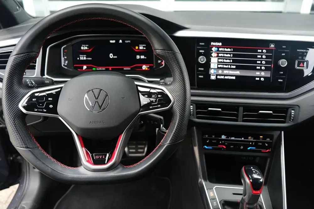 Volkswagen Polo 2.0 TSI GTI 207PK DSG Facelift Pano Alcantar uit 2023, foto 7