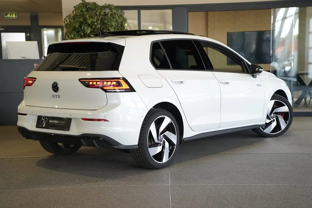 Volkswagen Golf 8.5 1.5 eHybrid GTE 272PK Facelift Pano Voll uit 2025, foto 2
