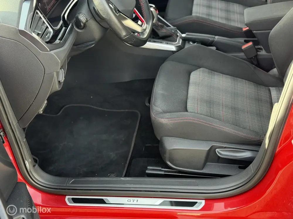 Volkswagen Polo 2.0 TSI GTI PANO|IQLIGHT|ACC|CAMERA|KEYLESS uit 2022, foto 15