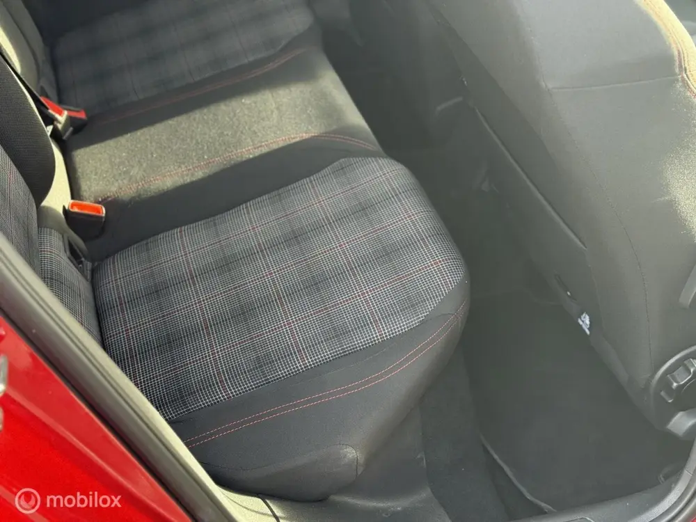Volkswagen Polo 2.0 TSI GTI PANO|IQLIGHT|ACC|CAMERA|KEYLESS uit 2022, foto 19