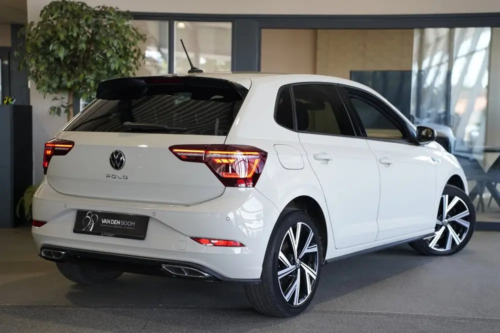 Volkswagen Polo 1.0 TSI 2x R-Line 110PK DSG Facelift Ascot I uit 2022, foto 2
