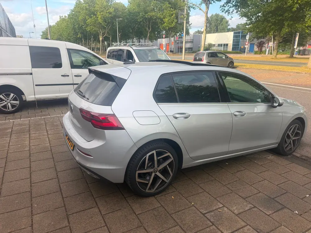 Volkswagen Golf 1.5 eTSI Style bj 2020 automaat pano uit 2020, foto 5