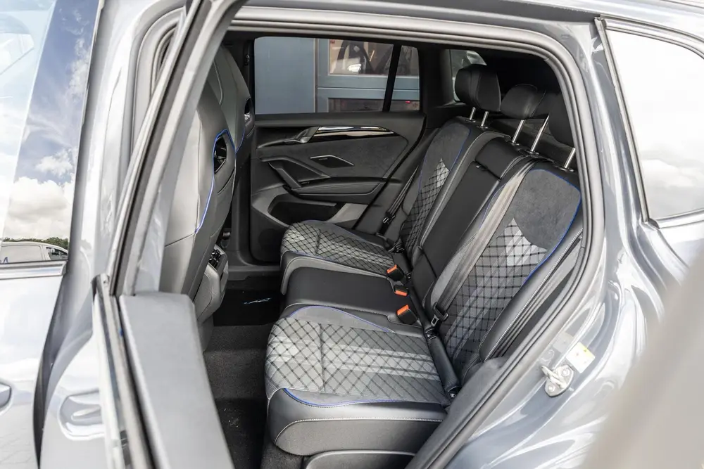 Volkswagen Tiguan 1.5 eHybrid 204pk R-Line Edition | 20" Vel uit 2026, foto 17