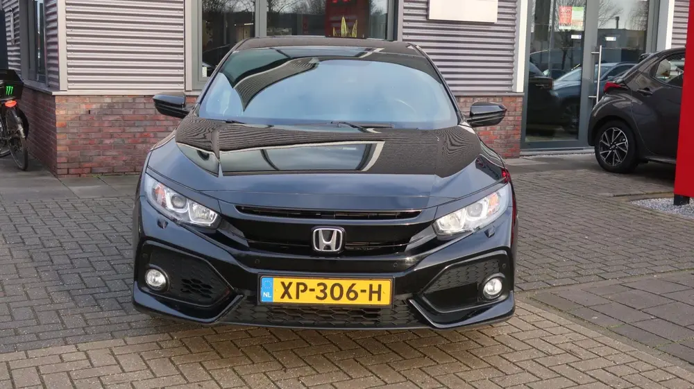 Honda Civic 1.0 i-VTEC Elegance / Achteruitrijcamera / Navi uit 2019, foto 6