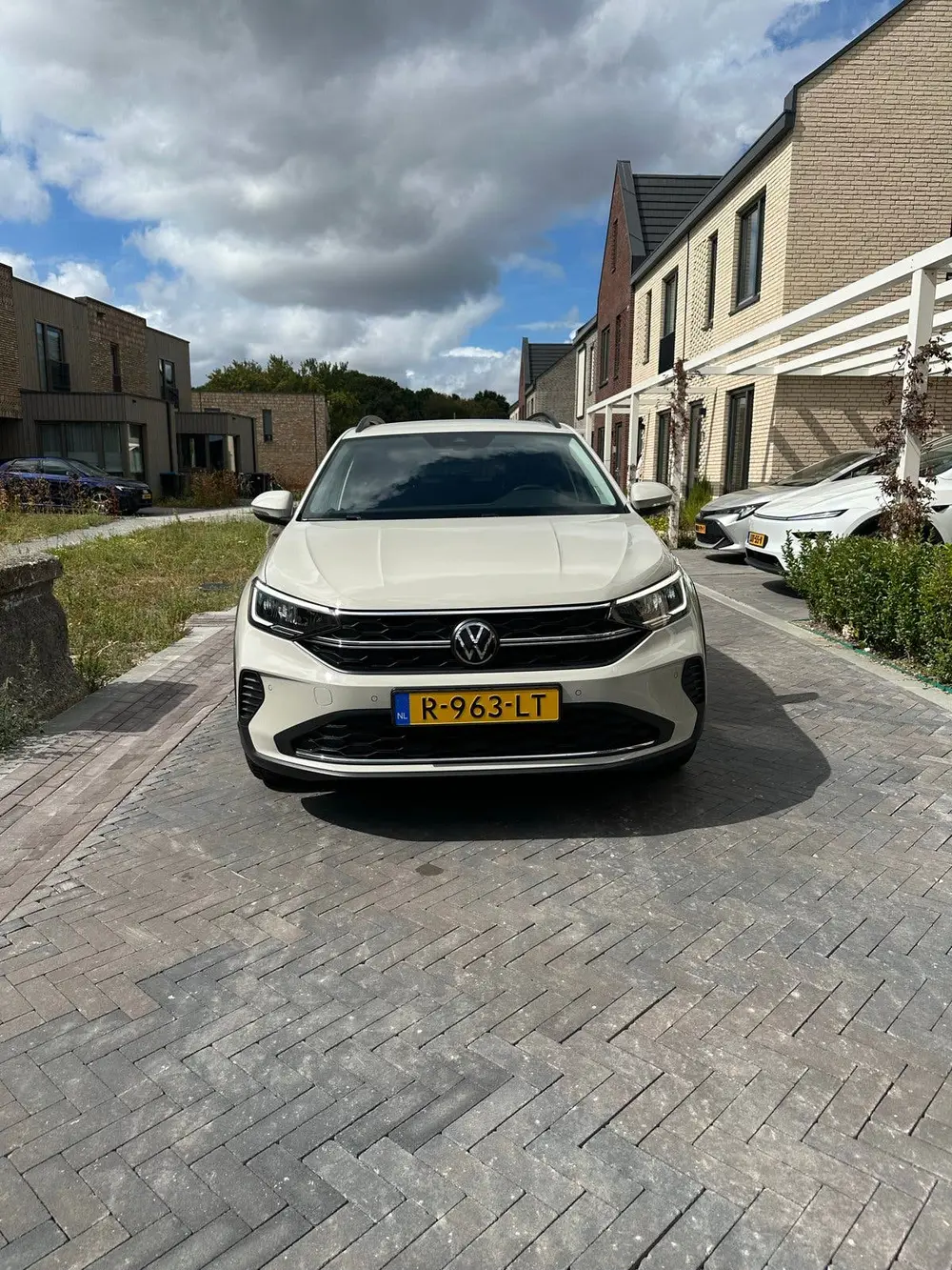 Volkswagen Taigo MOET WEG!! Volkswagen Taigo TSI 110pk | Automaat | Camera | uit 2022, foto 2