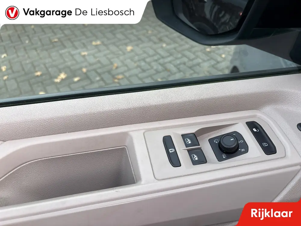 Volkswagen Multivan 1.4 eHybrid L2H1 Life Business 6 persoon uit 2022, foto 13