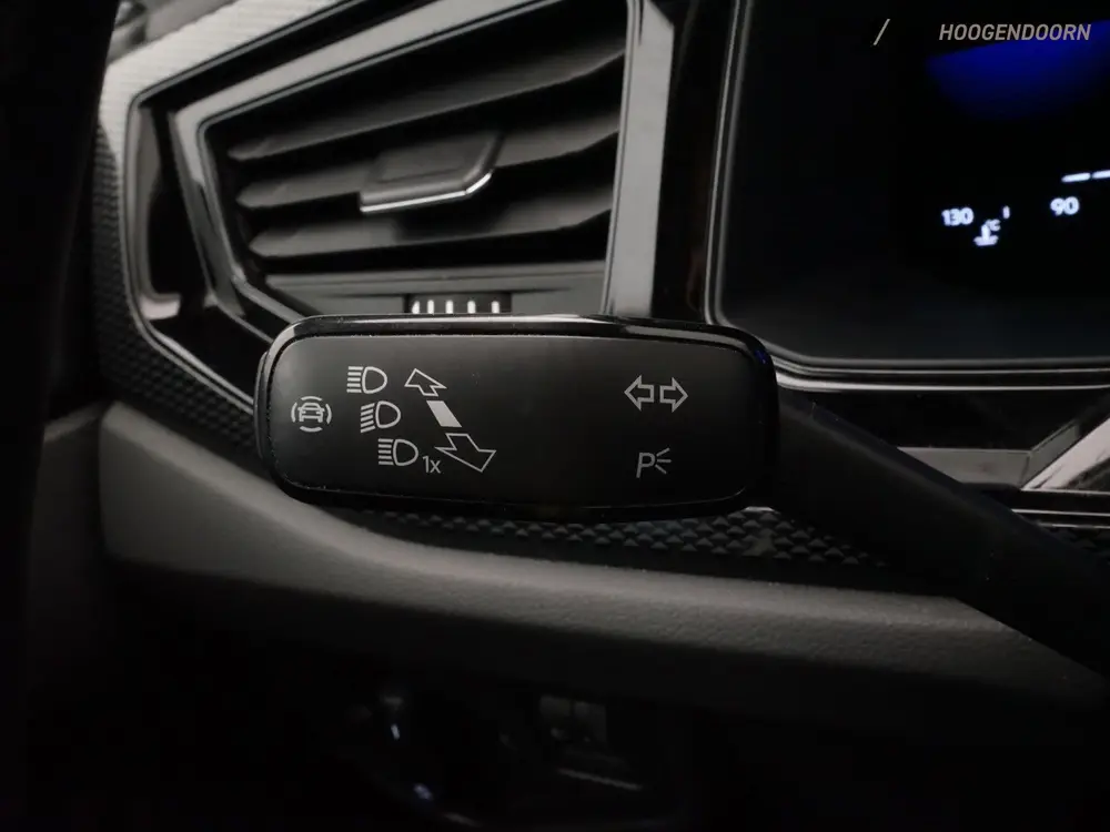 Volkswagen Polo 1.0 TSI Life Sport (APPLE CARPLAY,LED,DIGITA uit 2022, foto 17