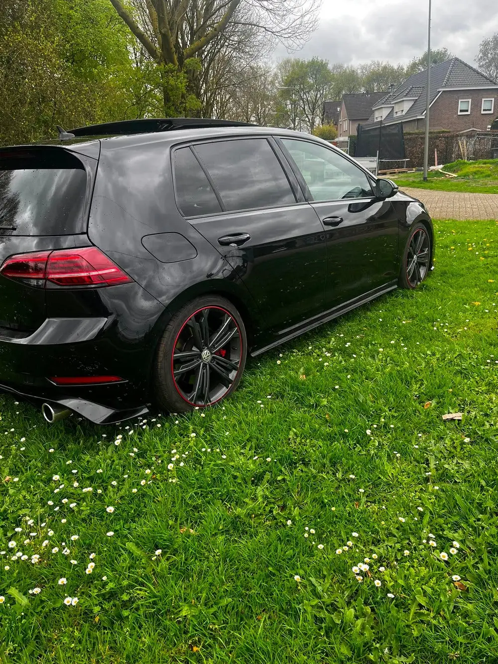 Volkswagen Golf VII Golf 7.5 GTI 2.0 Performance 245pk DSG 2019 Zwart uit 2019, foto 6
