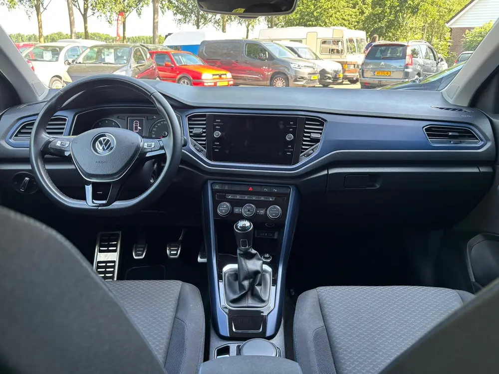 Volkswagen T-Roc 1.0 TSI Style Business uit 2021, foto 16