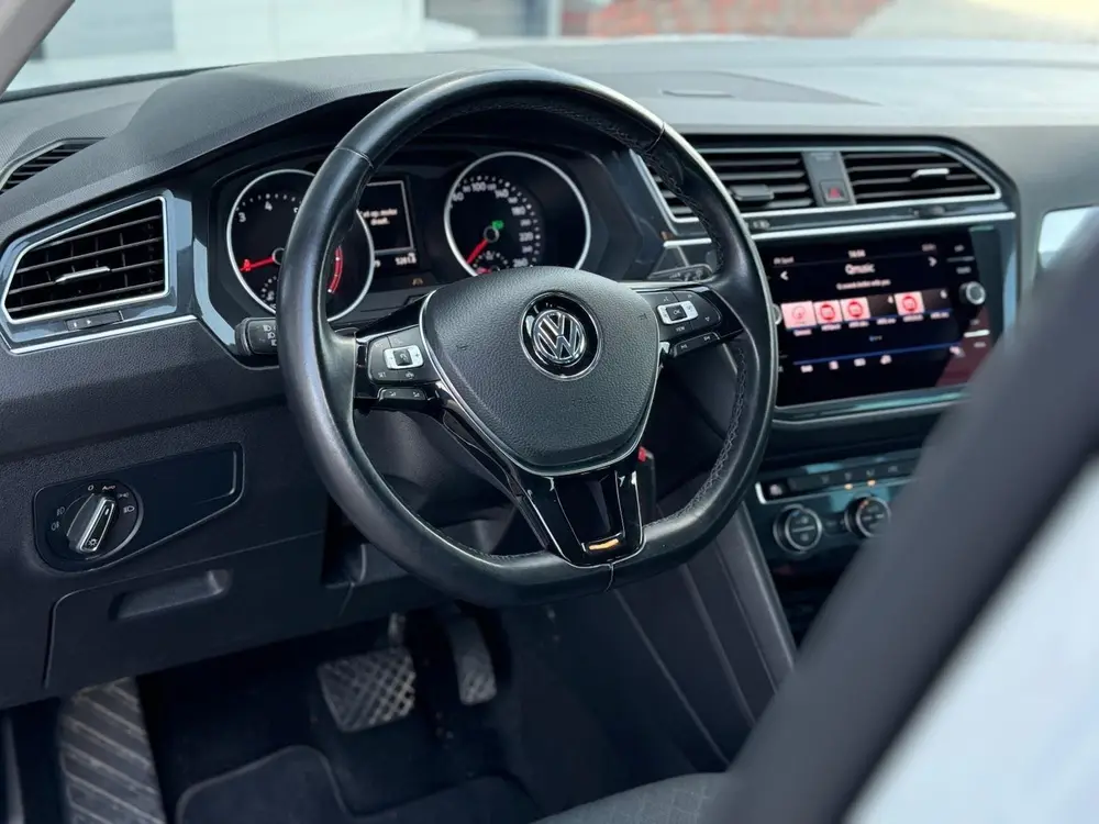 Volkswagen Tiguan 1.5 TSI R-Line | Full LED | CarPlay | Navi uit 2019, foto 8