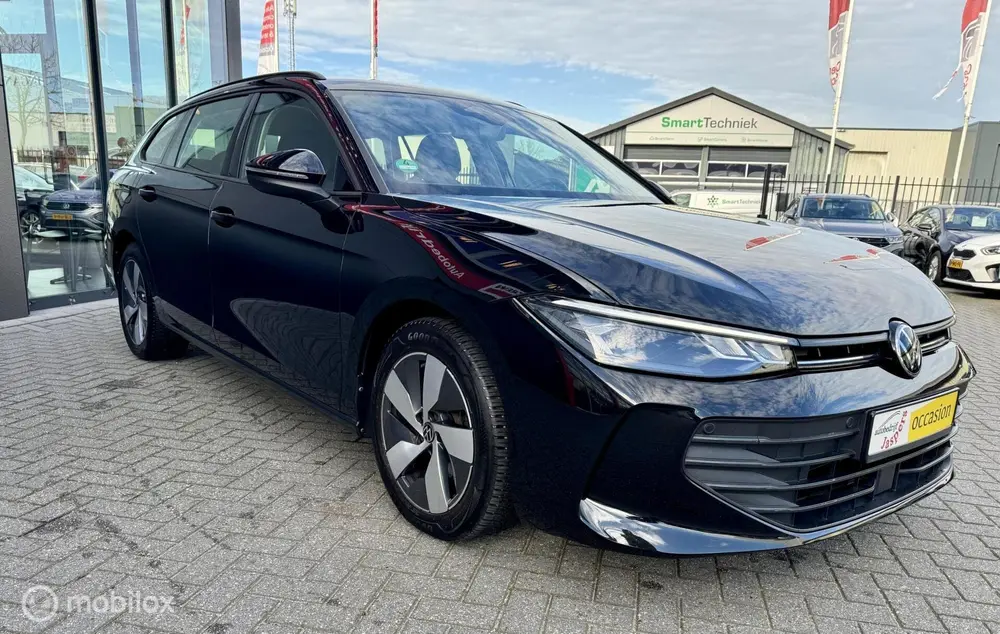 Volkswagen Passat Variant 1.5 eTSI uit 2024, foto 6