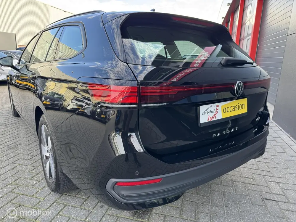 Volkswagen Passat Variant 1.5 eTSI uit 2024, foto 8