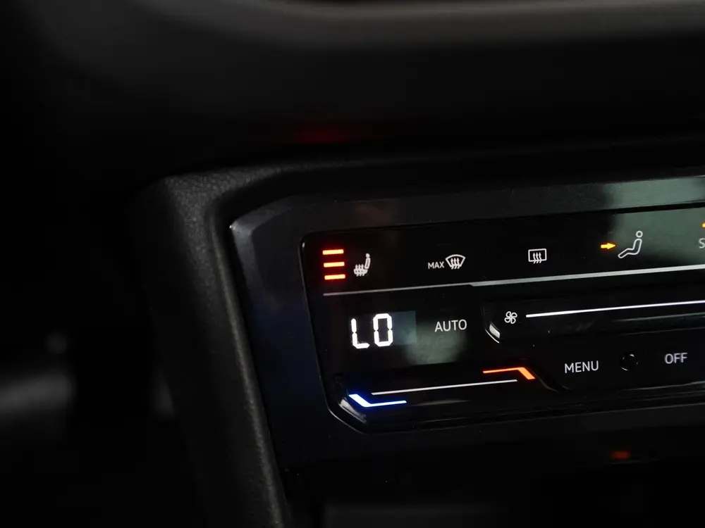 Volkswagen Tiguan 1.4 TSI eHybrid Life | Stoel & Stuurverwar uit 2022, foto 14