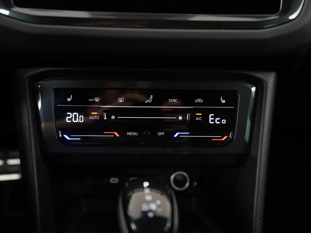 Volkswagen Tiguan 1.4 TSI eHybrid R-Line | Stuurverwarming | uit 2022, foto 13