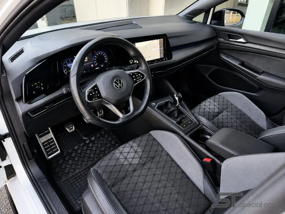 Volkswagen Golf 1.5 TSI R-Line|Winter Pakket|18 inch uit 2020, foto 3