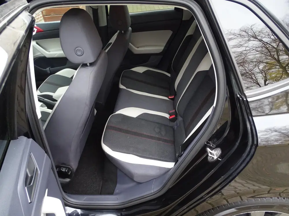 Volkswagen Polo 1.0 TSI Beats uit 2020, foto 9