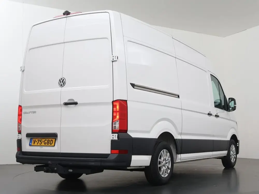 Volkswagen CRAFTER 30 | 2.0 TDI | 177 PK | L3H3 | HIGHLINE | uit 2024, foto 2