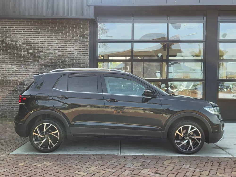 Volkswagen T-Cross 1.0 TSI Style | Virtual Cockpit uit 2021, foto 6