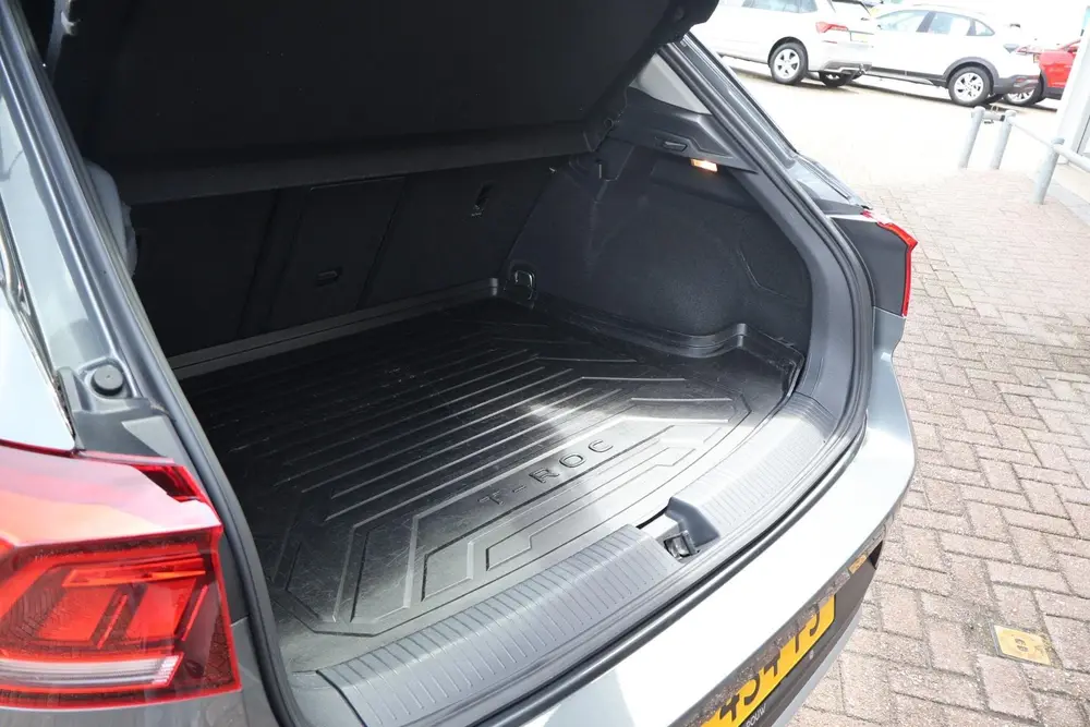 Volkswagen T-Roc 1.0 TSI 110pk Life 75 Edition | Camera | Ad uit 2022, foto 18