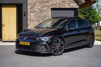 Volkswagen Golf 8 GTI Pano/HarmannKardon/Memory/Stoelventila uit 2020