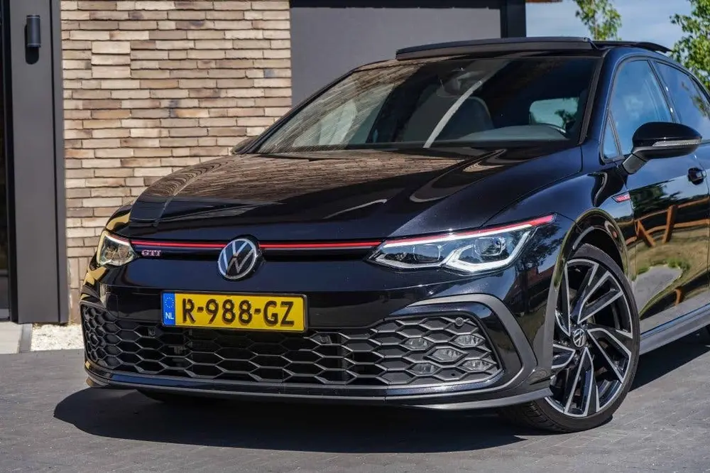 Volkswagen Golf 8 GTI Pano/HarmannKardon/Memory/Stoelventila uit 2020, foto 19