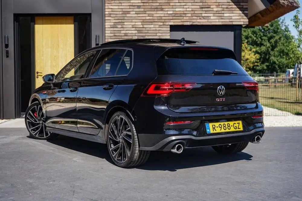 Volkswagen Golf 8 GTI Pano/HarmannKardon/Memory/Stoelventila uit 2020, foto 3